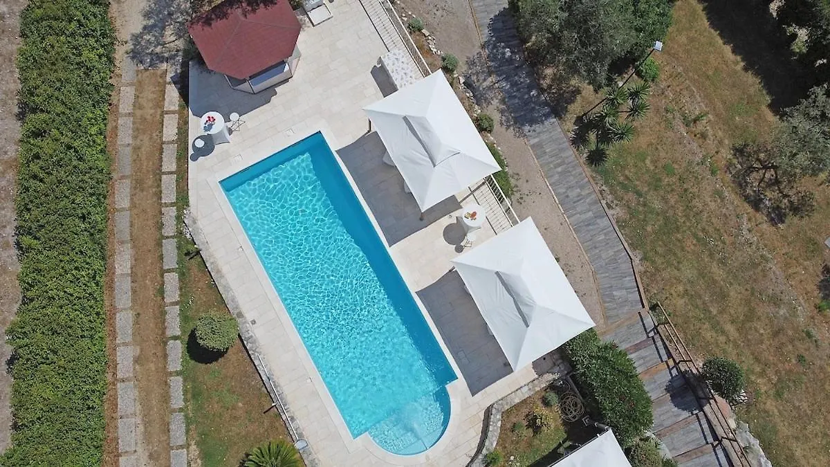 D1Mora Roccoli1 - Pretty Studio In Villa With Pool Toscolano Maderno